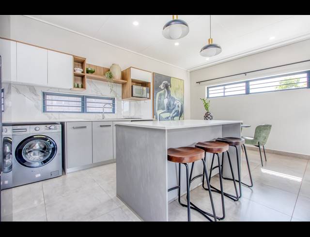 3 BEDROOM CLUSTER FOR SALE IN ALBERTSDAL